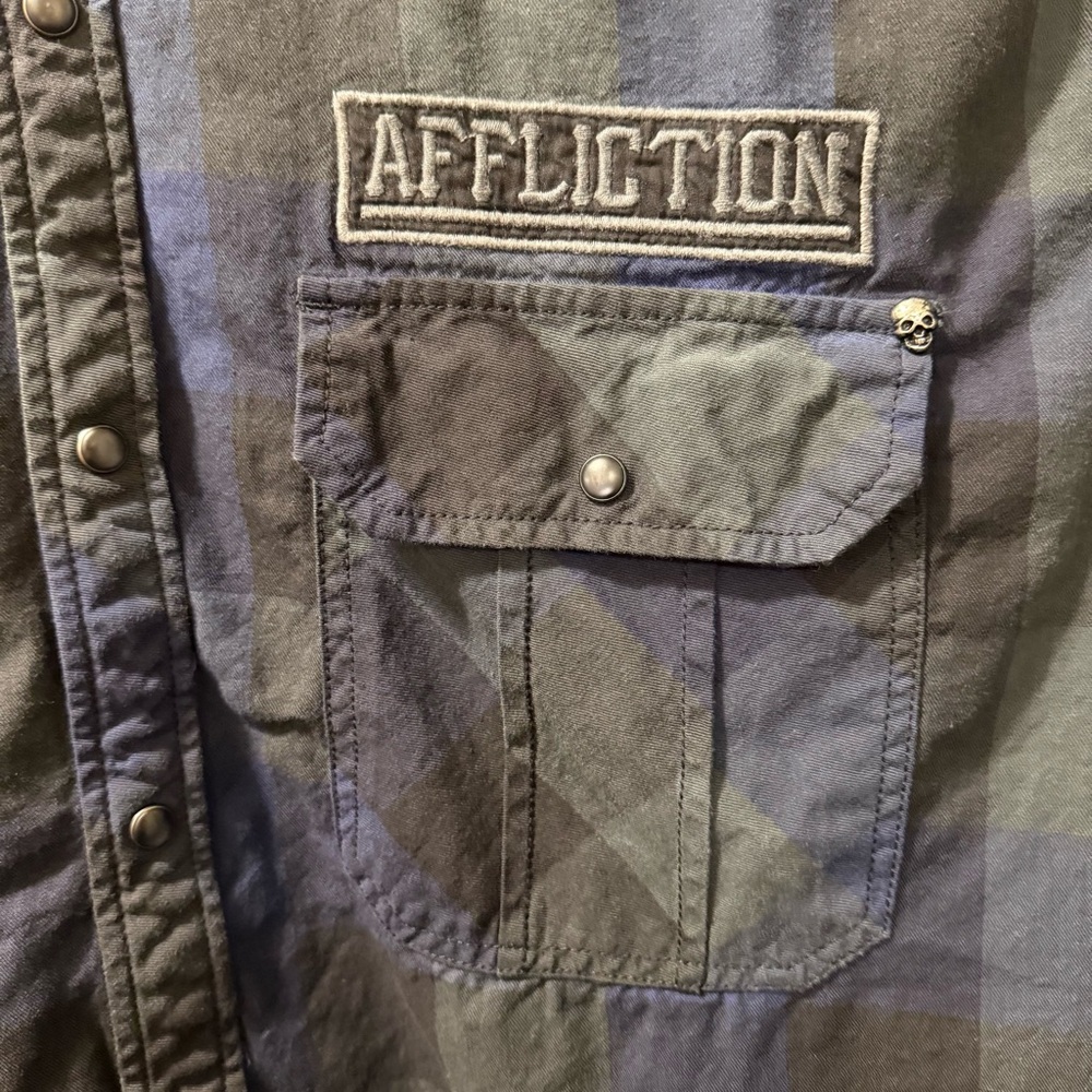 Men’s 2XL Affliction for Buckle Navy Blue Black Premium Embroidered Flannel - Picture 4 of 16